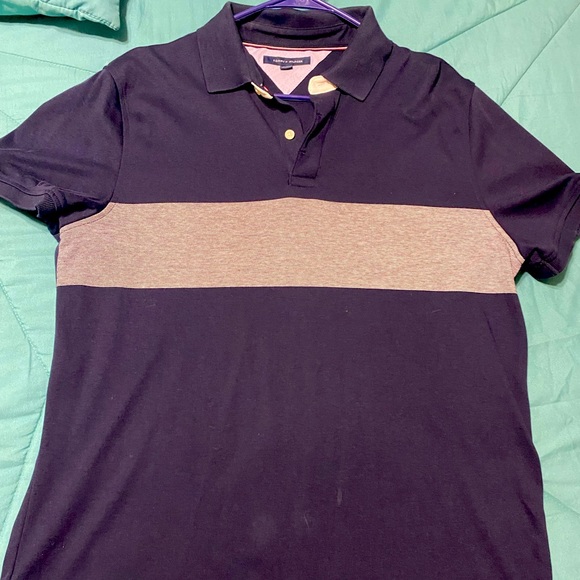 Tommy Hilfiger - Picture 1 of 2
